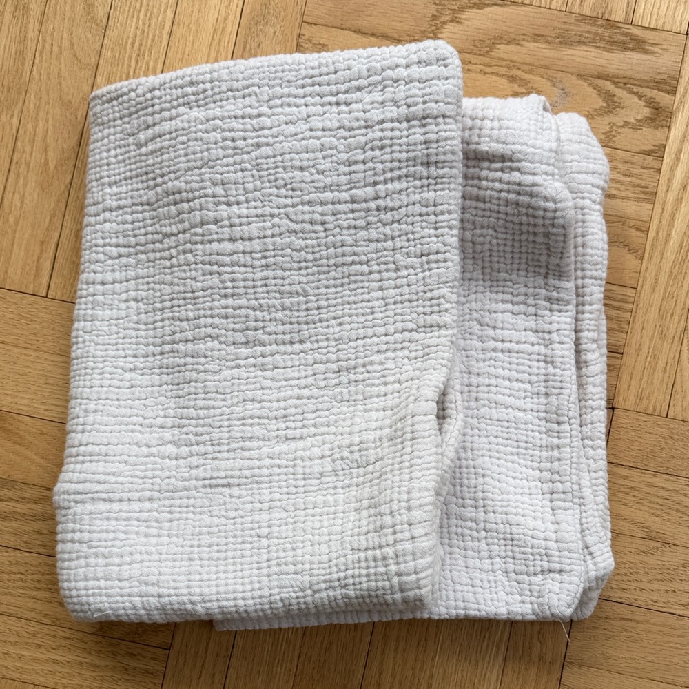 Parachute cloud knit cotton pillowcases (2)